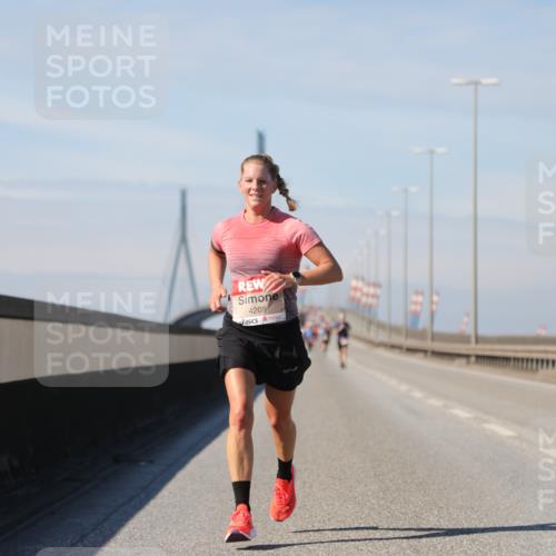 03.10.2025 - Köhlbrandbrückenlauf Yannick Fuchs http://msf.ph/oto/9184349 03.10.2025 11:40:22 Position 3 4209 meine-sportfotos.de