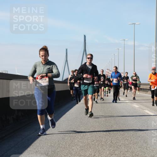 03.10.2025 - Köhlbrandbrückenlauf Yannick Fuchs http://msf.ph/oto/9184350 03.10.2025 12:01:56 Position 3 5114 meine-sportfotos.de