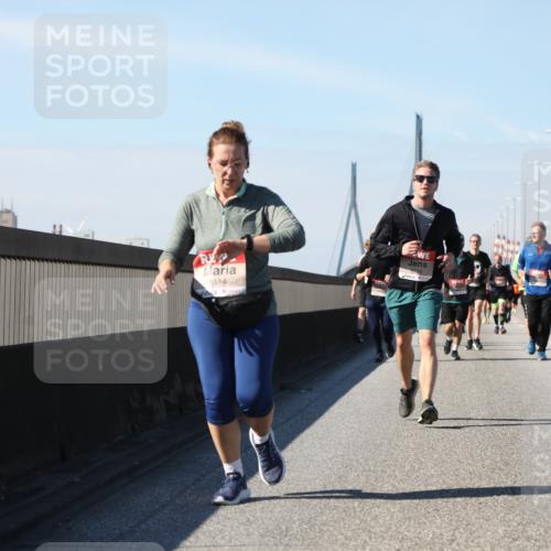 03.10.2025 - Köhlbrandbrückenlauf Yannick Fuchs http://msf.ph/oto/9184357 03.10.2025 12:01:57 Position 3 5114, 6576 meine-sportfotos.de