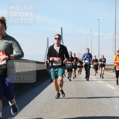 03.10.2025 - Köhlbrandbrückenlauf Yannick Fuchs http://msf.ph/oto/9184363 03.10.2025 12:01:57 Position 3 514, 6576 meine-sportfotos.de