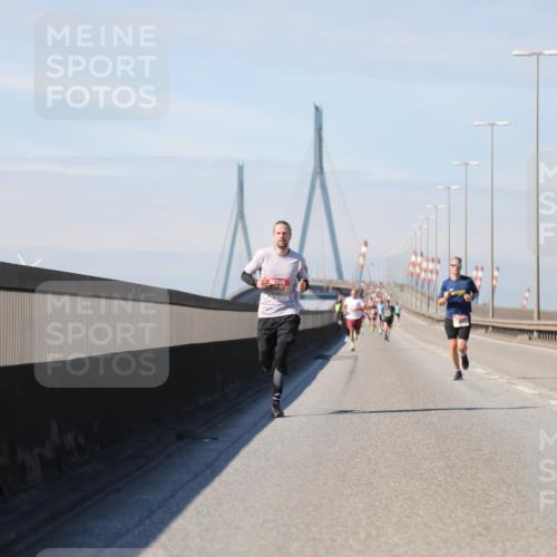 03.10.2025 - Köhlbrandbrückenlauf Yannick Fuchs http://msf.ph/oto/9184366 03.10.2025 11:40:32 Position 3  meine-sportfotos.de