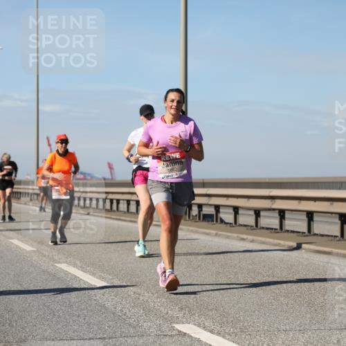 03.10.2025 - Köhlbrandbrückenlauf Yannick Fuchs http://msf.ph/oto/9184367 03.10.2025 12:01:58 Position 3 6662 meine-sportfotos.de
