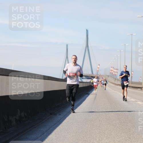 03.10.2025 - Köhlbrandbrückenlauf Yannick Fuchs http://msf.ph/oto/9184377 03.10.2025 11:40:33 Position 3  meine-sportfotos.de
