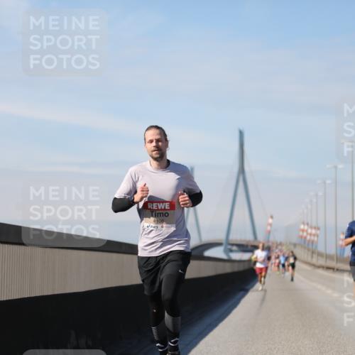 03.10.2025 - Köhlbrandbrückenlauf Yannick Fuchs http://msf.ph/oto/9184382 03.10.2025 11:40:35 Position 3 4106 meine-sportfotos.de