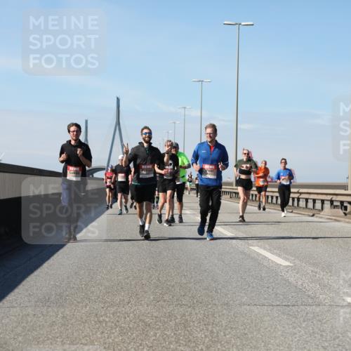 03.10.2025 - Köhlbrandbrückenlauf Yannick Fuchs http://msf.ph/oto/9184385 03.10.2025 12:02:01 Position 3  meine-sportfotos.de