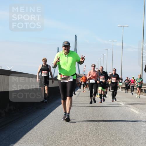 03.10.2025 - Köhlbrandbrückenlauf Yannick Fuchs http://msf.ph/oto/9184426 03.10.2025 12:02:04 Position 3 6209 meine-sportfotos.de