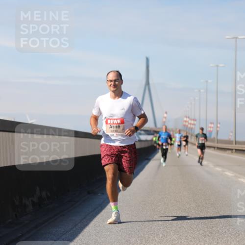 03.10.2025 - Köhlbrandbrückenlauf Yannick Fuchs http://msf.ph/oto/9184428 03.10.2025 11:40:47 Position 3 6130 meine-sportfotos.de