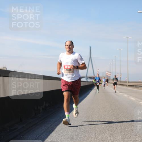 03.10.2025 - Köhlbrandbrückenlauf Yannick Fuchs http://msf.ph/oto/9184432 03.10.2025 11:40:47 Position 3 6130 meine-sportfotos.de