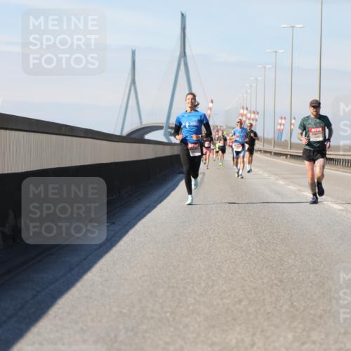 03.10.2025 - Köhlbrandbrückenlauf Yannick Fuchs http://msf.ph/oto/9184451 03.10.2025 11:40:51 Position 3  meine-sportfotos.de