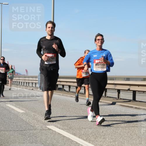 03.10.2025 - Köhlbrandbrückenlauf Yannick Fuchs http://msf.ph/oto/9184458 03.10.2025 12:02:08 Position 3 5006, 5573 meine-sportfotos.de