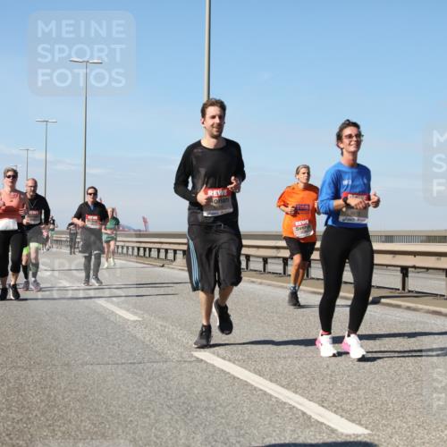 03.10.2025 - Köhlbrandbrückenlauf Yannick Fuchs http://msf.ph/oto/9184461 03.10.2025 12:02:08 Position 3  meine-sportfotos.de