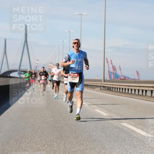03.10.2025 - Köhlbrandbrückenlauf Yannick Fuchs http://msf.ph/oto/9184496 03.10.2025 11:40:59 Position 3 4028 meine-sportfotos.de