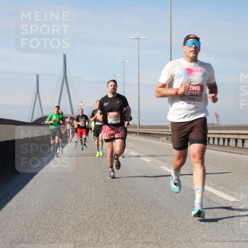 03.10.2025 - Köhlbrandbrückenlauf Yannick Fuchs http://msf.ph/oto/9184542 03.10.2025 11:41:05 Position 3 5966 meine-sportfotos.de