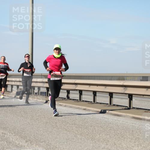 03.10.2025 - Köhlbrandbrückenlauf Yannick Fuchs http://msf.ph/oto/9184553 03.10.2025 12:02:17 Position 3 5004 meine-sportfotos.de