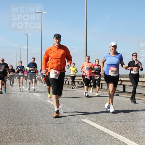 03.10.2025 - Köhlbrandbrückenlauf Yannick Fuchs http://msf.ph/oto/9184585 03.10.2025 12:02:20 Position 3 5776, 5716 meine-sportfotos.de