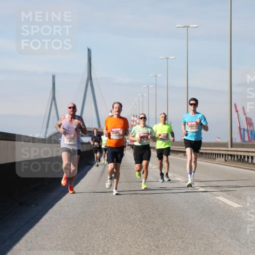03.10.2025 - Köhlbrandbrückenlauf Yannick Fuchs http://msf.ph/oto/9184609 03.10.2025 11:41:14 Position 3  meine-sportfotos.de