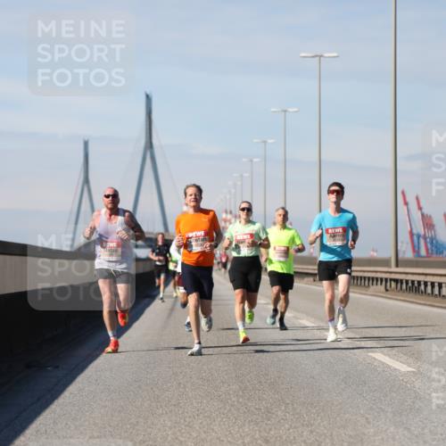 03.10.2025 - Köhlbrandbrückenlauf Yannick Fuchs http://msf.ph/oto/9184611 03.10.2025 11:41:14 Position 3 4078 meine-sportfotos.de
