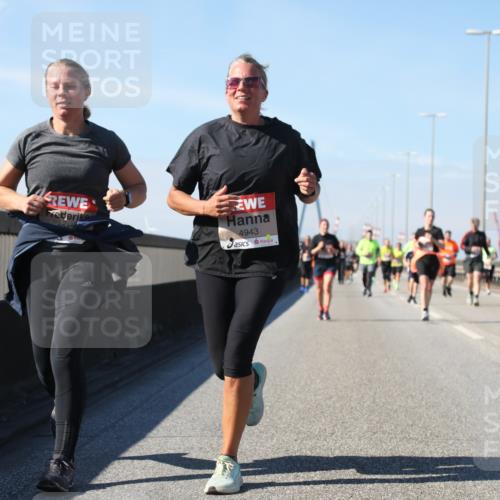 03.10.2025 - Köhlbrandbrückenlauf Yannick Fuchs http://msf.ph/oto/9184705 03.10.2025 12:02:31 Position 3 21, 4943 meine-sportfotos.de