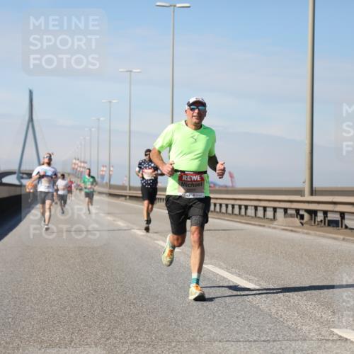 03.10.2025 - Köhlbrandbrückenlauf Yannick Fuchs http://msf.ph/oto/9184712 03.10.2025 11:41:26 Position 3 5957 meine-sportfotos.de