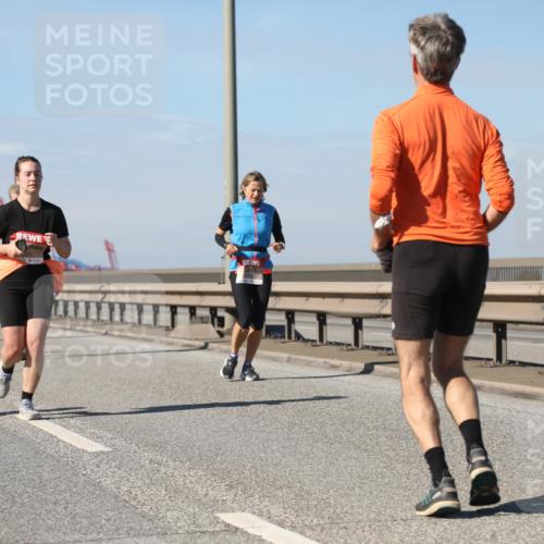 03.10.2025 - Köhlbrandbrückenlauf Yannick Fuchs http://msf.ph/oto/9184724 03.10.2025 12:02:34 Position 3  meine-sportfotos.de