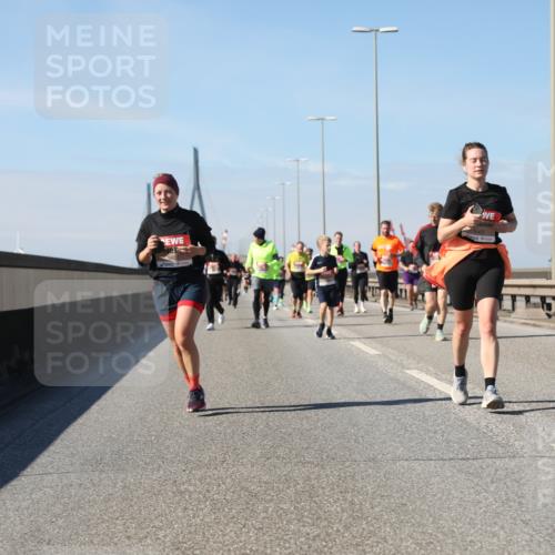 03.10.2025 - Köhlbrandbrückenlauf Yannick Fuchs http://msf.ph/oto/9184734 03.10.2025 12:02:35 Position 3  meine-sportfotos.de