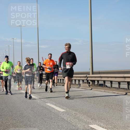 03.10.2025 - Köhlbrandbrückenlauf Yannick Fuchs http://msf.ph/oto/9184747 03.10.2025 12:02:37 Position 3  meine-sportfotos.de