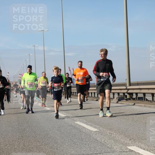 03.10.2025 - Köhlbrandbrückenlauf Yannick Fuchs http://msf.ph/oto/9184751 03.10.2025 12:02:37 Position 3  meine-sportfotos.de