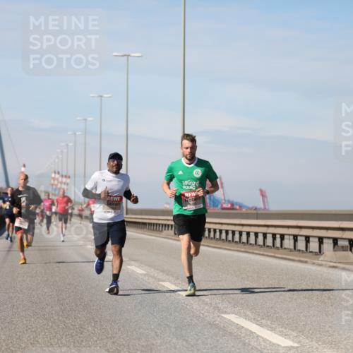 03.10.2025 - Köhlbrandbrückenlauf Yannick Fuchs http://msf.ph/oto/9184761 03.10.2025 11:41:33 Position 3  meine-sportfotos.de