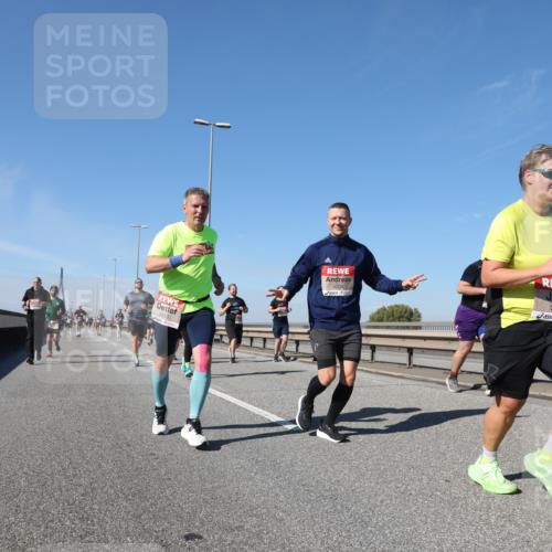 03.10.2025 - Köhlbrandbrückenlauf Yannick Fuchs http://msf.ph/oto/9184828 03.10.2025 12:02:48 Position 3 5933, 5150 meine-sportfotos.de