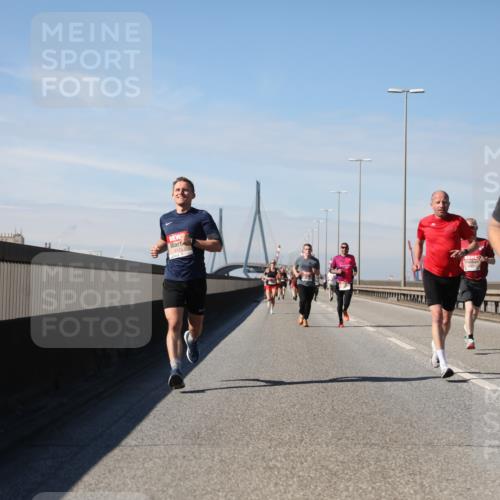 03.10.2025 - Köhlbrandbrückenlauf Yannick Fuchs http://msf.ph/oto/9184850 03.10.2025 11:41:43 Position 3 4170, 4042 meine-sportfotos.de