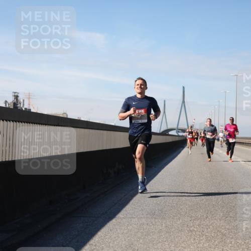 03.10.2025 - Köhlbrandbrückenlauf Yannick Fuchs http://msf.ph/oto/9184852 03.10.2025 11:41:43 Position 3  meine-sportfotos.de