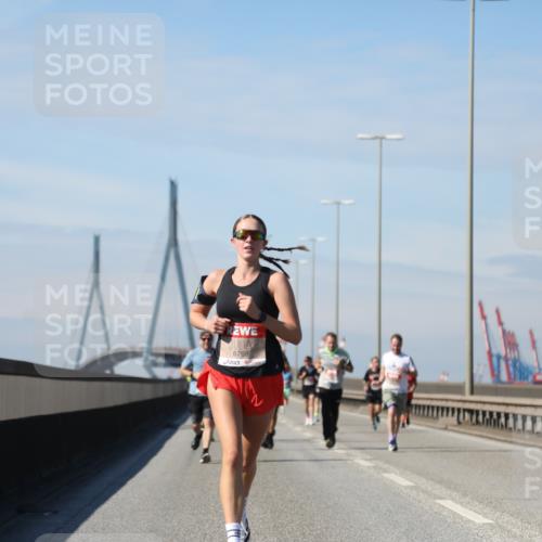03.10.2025 - Köhlbrandbrückenlauf Yannick Fuchs http://msf.ph/oto/9184897 03.10.2025 11:41:49 Position 3 6769 meine-sportfotos.de