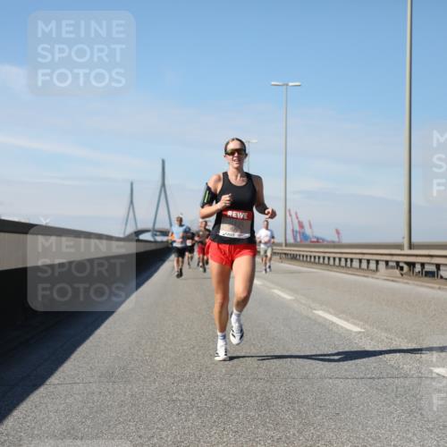 03.10.2025 - Köhlbrandbrückenlauf Yannick Fuchs http://msf.ph/oto/9184906 03.10.2025 11:41:50 Position 3 6769 meine-sportfotos.de