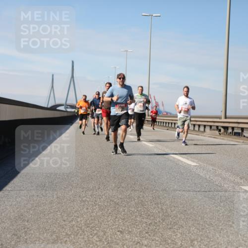 03.10.2025 - Köhlbrandbrückenlauf Yannick Fuchs http://msf.ph/oto/9184935 03.10.2025 11:41:54 Position 3  meine-sportfotos.de