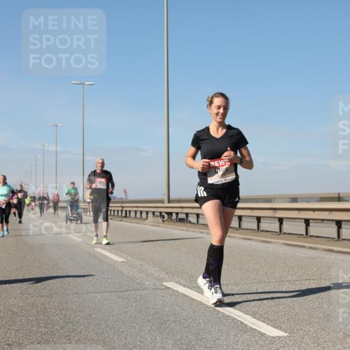 03.10.2025 - Köhlbrandbrückenlauf Yannick Fuchs http://msf.ph/oto/9184938 03.10.2025 12:03:03 Position 3  meine-sportfotos.de