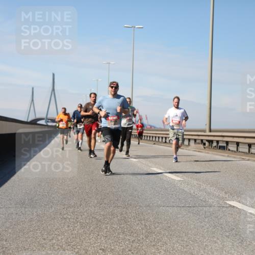 03.10.2025 - Köhlbrandbrückenlauf Yannick Fuchs http://msf.ph/oto/9184939 03.10.2025 11:41:54 Position 3  meine-sportfotos.de