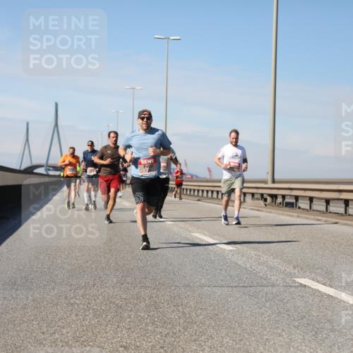 03.10.2025 - Köhlbrandbrückenlauf Yannick Fuchs http://msf.ph/oto/9184942 03.10.2025 11:41:54 Position 3  meine-sportfotos.de
