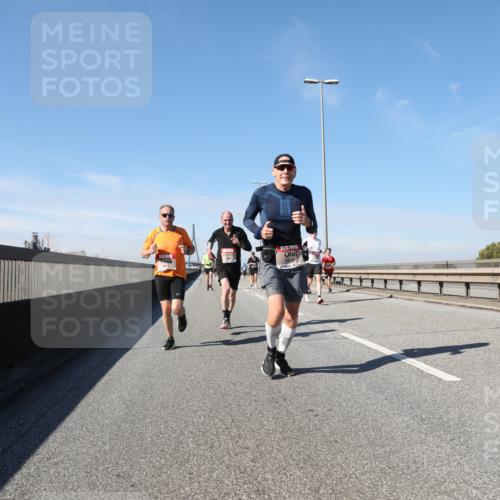 03.10.2025 - Köhlbrandbrückenlauf Yannick Fuchs http://msf.ph/oto/9184974 03.10.2025 11:41:59 Position 3  meine-sportfotos.de
