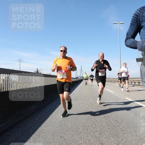 03.10.2025 - Köhlbrandbrückenlauf Yannick Fuchs http://msf.ph/oto/9184981 03.10.2025 11:41:59 Position 3 4037, 6629 meine-sportfotos.de