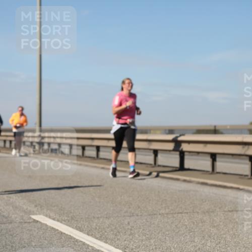 03.10.2025 - Köhlbrandbrückenlauf Yannick Fuchs http://msf.ph/oto/9184997 03.10.2025 12:03:11 Position 3  meine-sportfotos.de