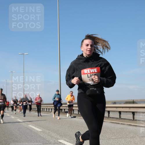 03.10.2025 - Köhlbrandbrückenlauf Yannick Fuchs http://msf.ph/oto/9185012 03.10.2025 12:03:13 Position 3 529 meine-sportfotos.de