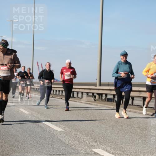 03.10.2025 - Köhlbrandbrückenlauf Yannick Fuchs http://msf.ph/oto/9185019 03.10.2025 12:03:14 Position 3 6114 meine-sportfotos.de