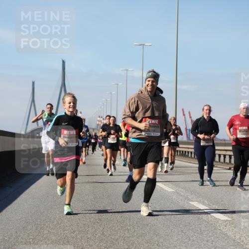 03.10.2025 - Köhlbrandbrückenlauf Yannick Fuchs http://msf.ph/oto/9185024 03.10.2025 12:03:15 Position 3  meine-sportfotos.de