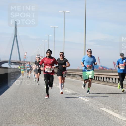 03.10.2025 - Köhlbrandbrückenlauf Yannick Fuchs http://msf.ph/oto/9185056 03.10.2025 11:42:07 Position 3 4186 meine-sportfotos.de