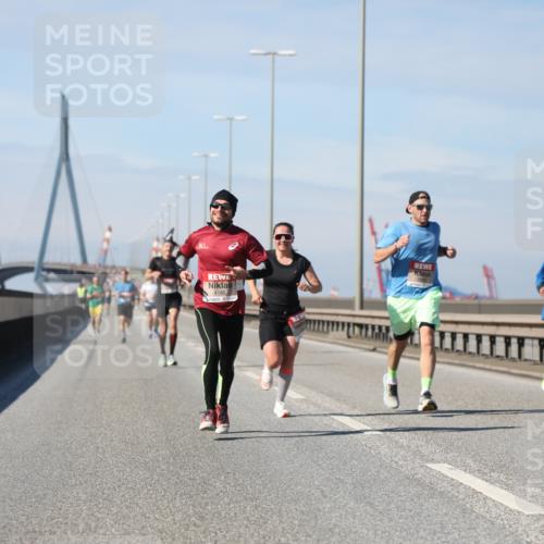 03.10.2025 - Köhlbrandbrückenlauf Yannick Fuchs http://msf.ph/oto/9185062 03.10.2025 11:42:08 Position 3 4186 meine-sportfotos.de