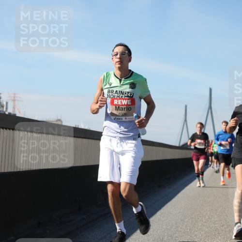 03.10.2025 - Köhlbrandbrückenlauf Yannick Fuchs http://msf.ph/oto/9185065 03.10.2025 12:03:20 Position 3 247, 6306, 6652 meine-sportfotos.de