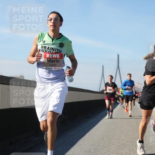 03.10.2025 - Köhlbrandbrückenlauf Yannick Fuchs http://msf.ph/oto/9185070 03.10.2025 12:03:21 Position 3 96, 247, 6306, 6652 meine-sportfotos.de