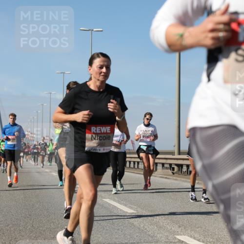 03.10.2025 - Köhlbrandbrückenlauf Yannick Fuchs http://msf.ph/oto/9185071 03.10.2025 12:03:21 Position 3 6652, 6169 meine-sportfotos.de