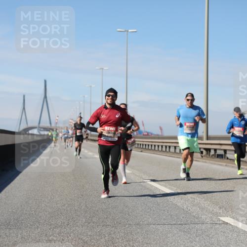03.10.2025 - Köhlbrandbrückenlauf Yannick Fuchs http://msf.ph/oto/9185078 03.10.2025 11:42:09 Position 3  meine-sportfotos.de