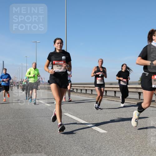 03.10.2025 - Köhlbrandbrückenlauf Yannick Fuchs http://msf.ph/oto/9185082 03.10.2025 12:03:22 Position 3 4477, 6199, 6 meine-sportfotos.de